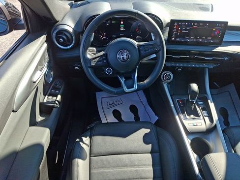 Used 2024 Alfa Romeo Tonale Ti AWD/4WD image 11