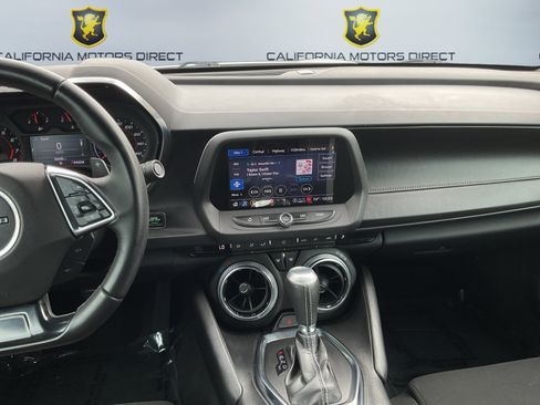 Used 2021 Chevrolet Camaro LT w/ Technology Package RWD image 13