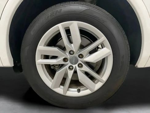 Used 2020 Audi Q5 2.0T Premium AWD/4WD image 33