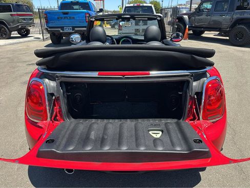 Used 2019 MINI Cooper Convertible image 35