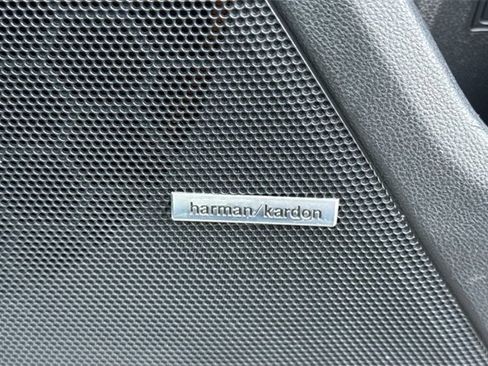 Used 2020 Subaru Crosstrek 2.0i Limited w/ Moonroof Package w/Navigation image 43