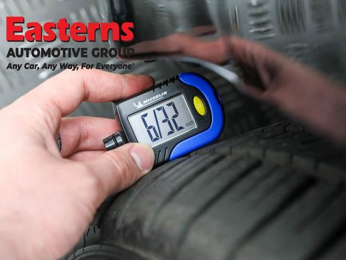 Used 2005 Mercedes-Benz SL 500 image 24