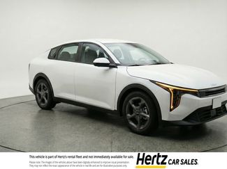 Used 2025 Kia K4 LXS video 1