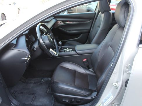 Used 2024 MAZDA MAZDA3 s FWD image 18