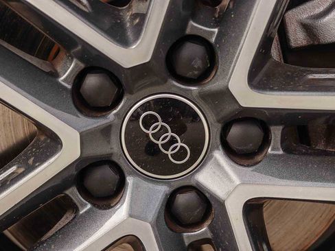 Used 2025 Audi Q5 Premium Plus w/ Premium Plus AWD/4WD image 15