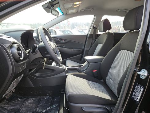 Used 2023 Hyundai Kona SE w/ Cargo Package image 13