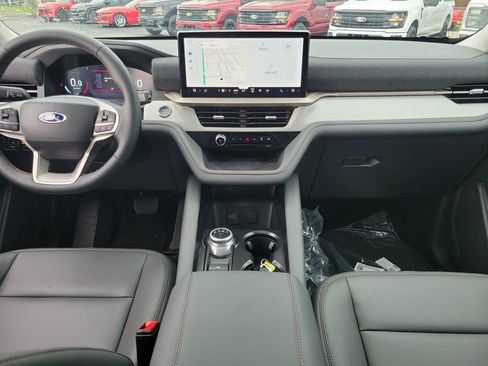 New 2026 Ford Explorer Active w/ Active Comfort Package AWD/4WD image 11