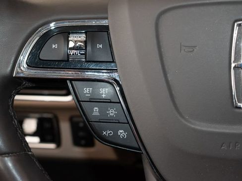 Used 2023 Lincoln Navigator Reserve AWD/4WD image 26