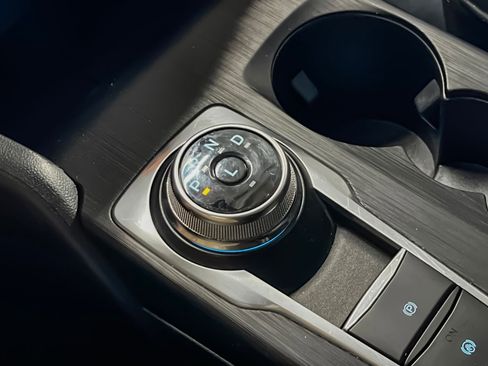 Used 2022 Ford Escape SEL image 20