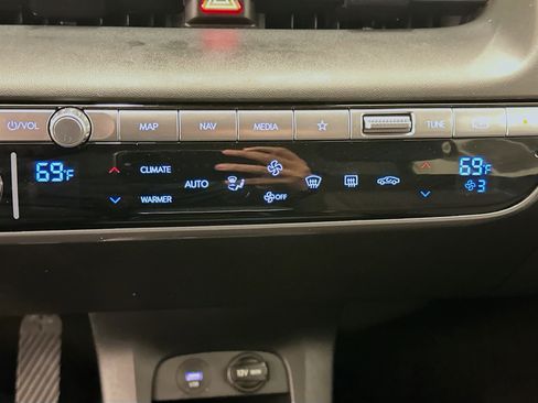 Used 2024 Hyundai Ioniq 5 SEL image 24