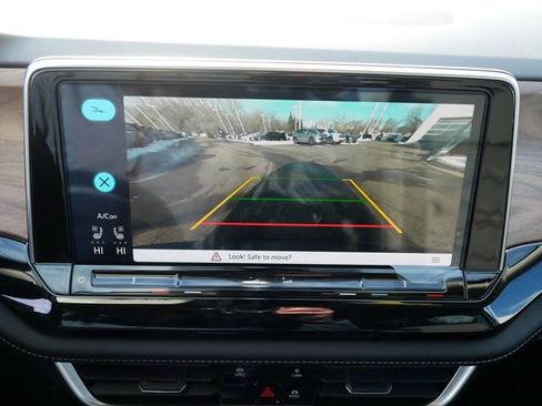 New 2026 Volkswagen Atlas SE image 12