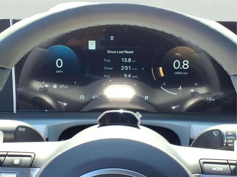 New 2026 Hyundai Tucson Limited FWD image 11