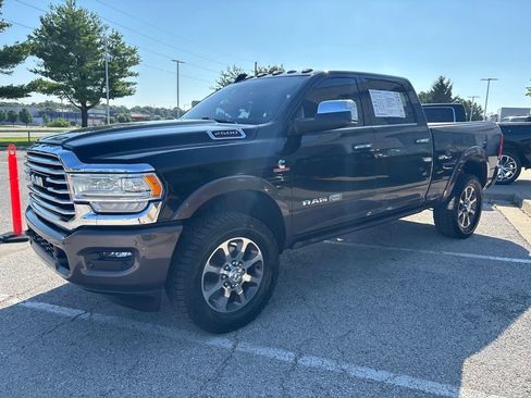 Used 2022 RAM 2500 Limited AWD/4WD image 14