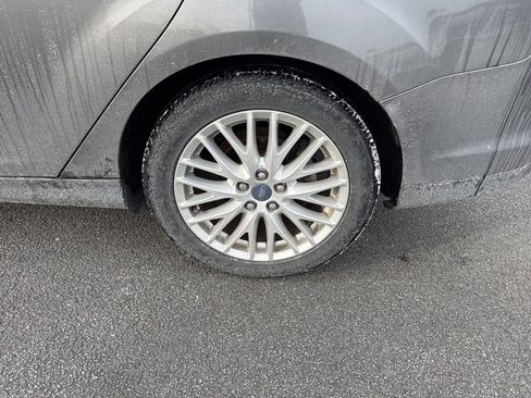 Used 2012 Ford Focus SEL image 6