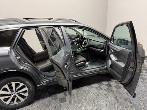 Used 2020 Subaru Outback Premium image 20