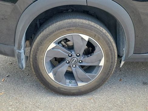 Certified 2026 Nissan Rogue SV FWD image 13