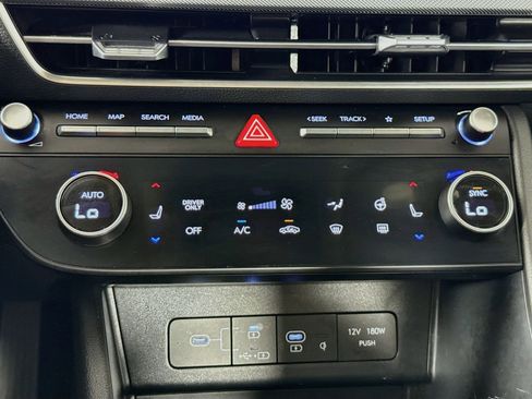 Used 2024 Hyundai Sonata Limited FWD image 19