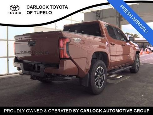 Used 2025 Toyota Tacoma TRD Sport RWD image 4