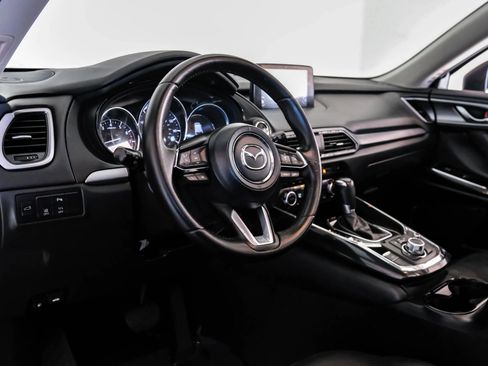 Used 2018 MAZDA CX-9 Touring w/ Touring Premium Package image 2