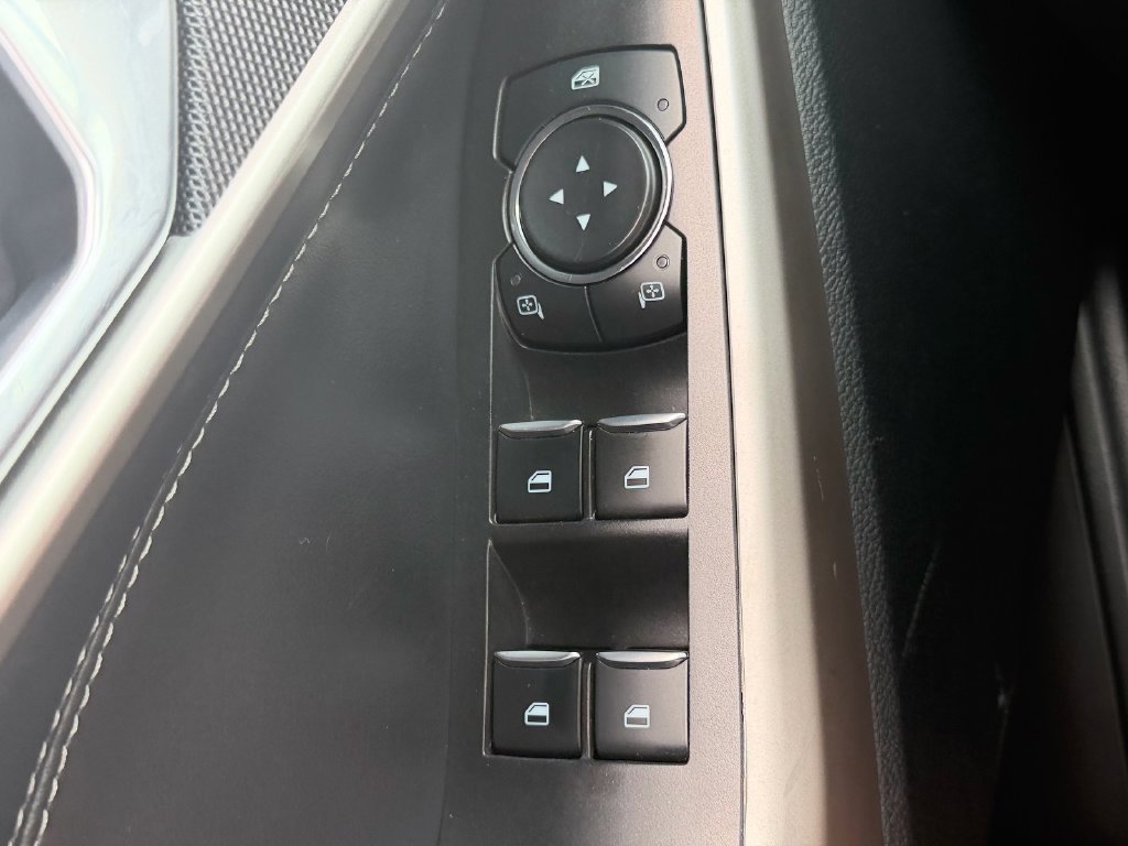 Used 2023 Ford Explorer XLT w/ Equipment Group 202A RWD image 33