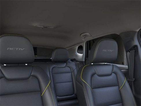 New 2025 Chevrolet Trax ACTIV w/ Driver Confidence Package image 24