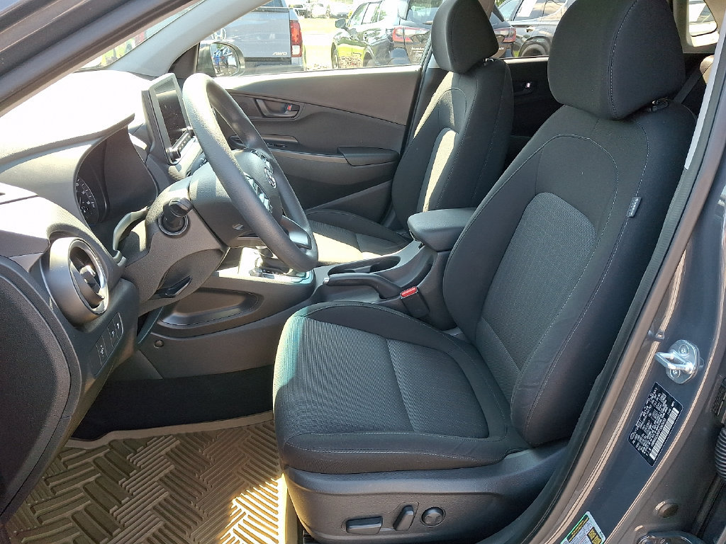 Used 2023 Hyundai Kona SEL AWD/4WD image 15