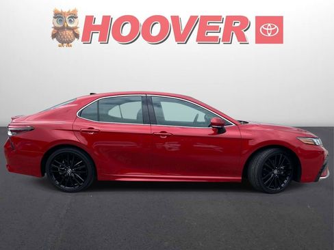 Used 2023 Toyota Camry XSE FWD image 8