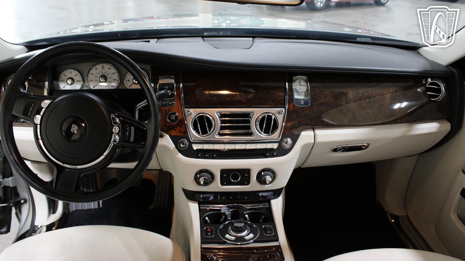 Used 2012 Rolls-Royce Ghost RWD image 11