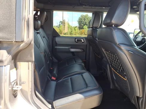 Used 2023 Ford Bronco Badlands AWD/4WD image 15