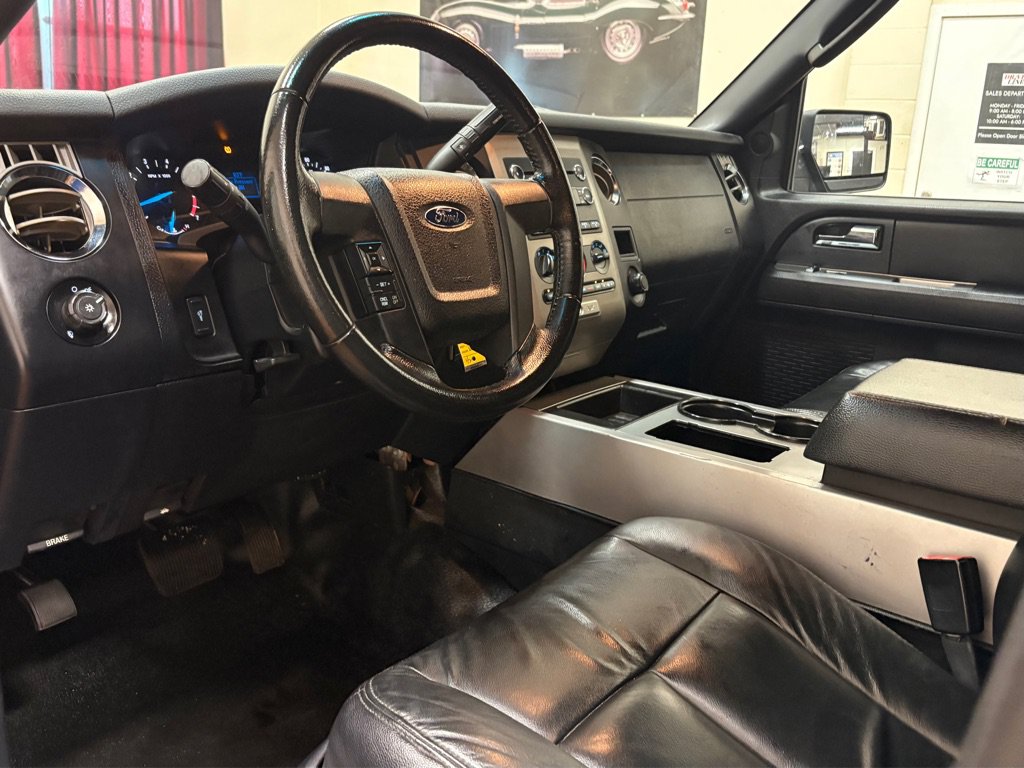 Used 2016 Ford Expedition XL RWD image 15