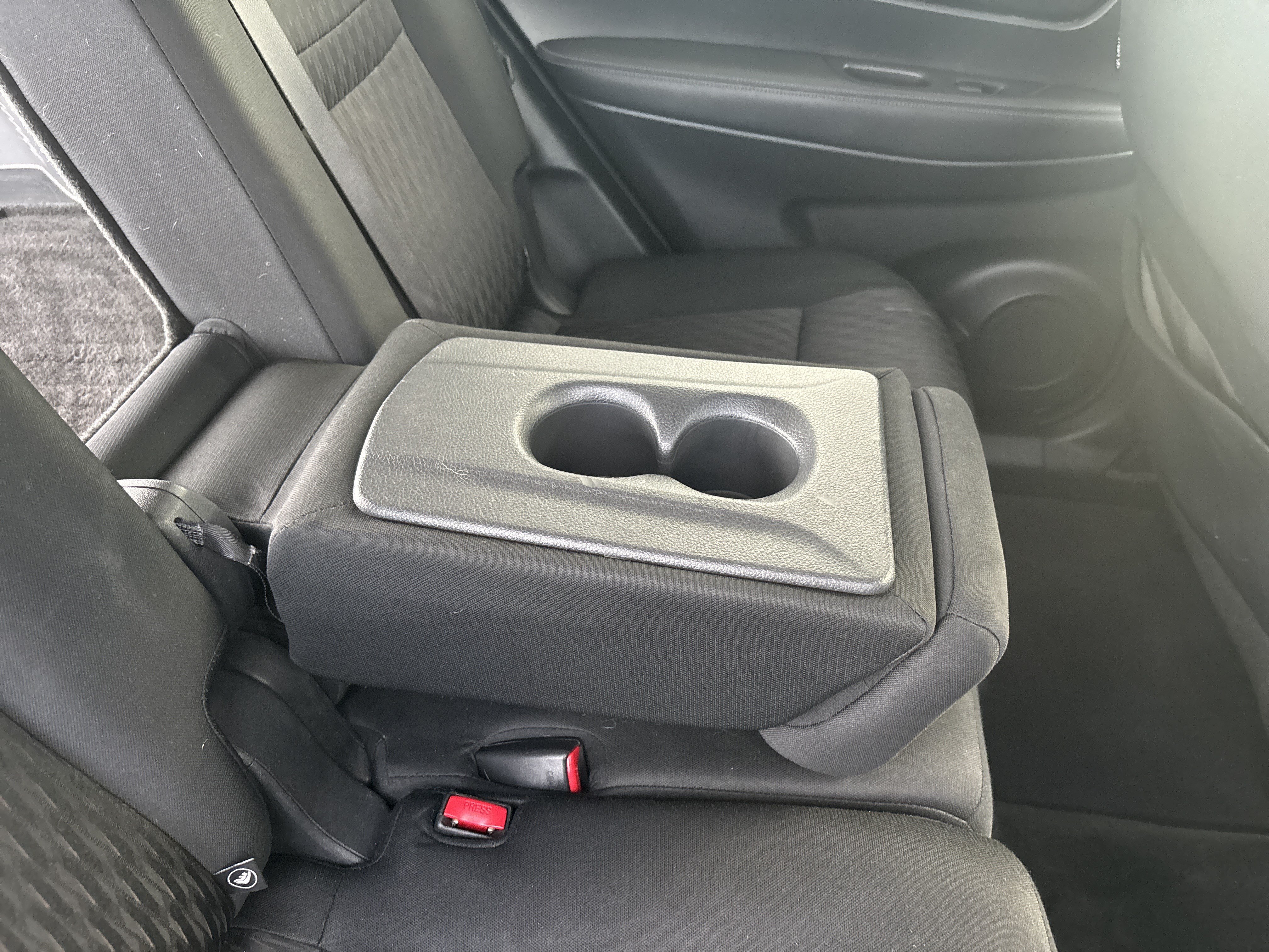 Used 2018 Nissan Rogue SV FWD image 27