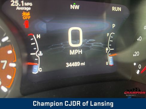 Used 2025 Jeep Compass Limited image 23