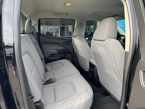 Used 2018 Chevrolet Colorado W/T w/ Custom Special Edition image 10