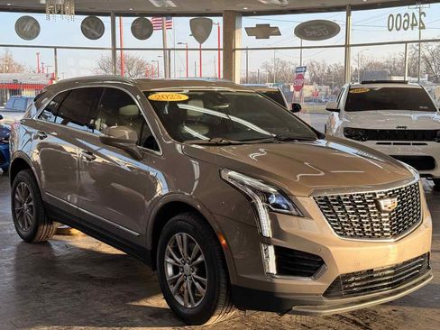 Used 2023 Cadillac XT5 Premium Luxury image 38