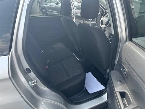 Used 2025 Mitsubishi Outlander Sport AWD image 16