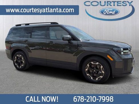 Used 2025 Hyundai Santa Fe SEL FWD image 1