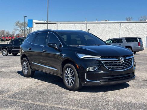 Used 2024 Buick Enclave Essence w/ LPO, Floor Liner Package image 7