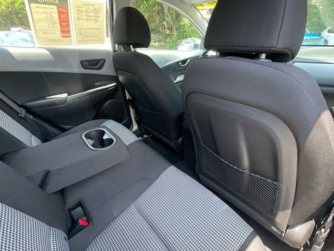 Used 2020 Hyundai Kona SE AWD/4WD image 24