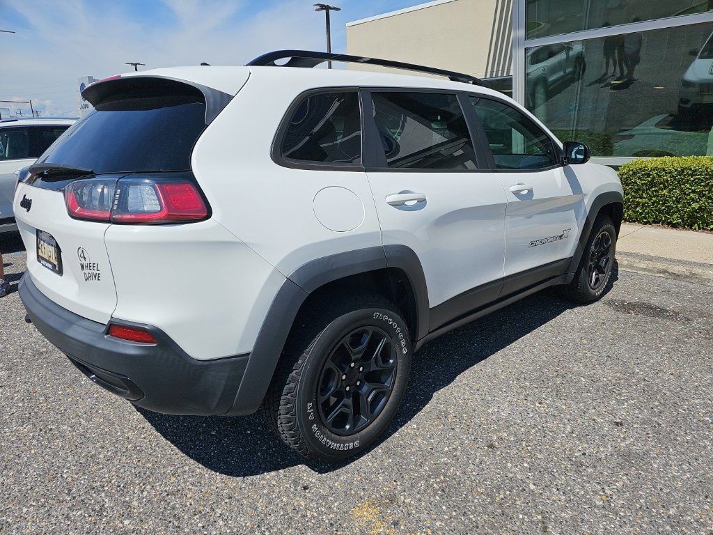 Used 2022 Jeep Cherokee Latitude AWD/4WD image 4