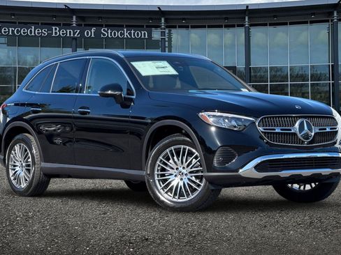 New 2026 Mercedes-Benz GLC 300 4MATIC image 1