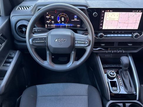Used 2026 Chevrolet Colorado Trail Boss image 17