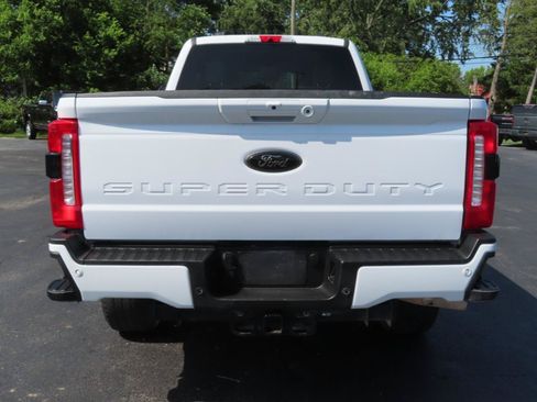 Used 2025 Ford F250 XLT w/ Black Appearance Package AWD/4WD image 5