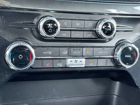 Used 2022 Ford F150 XLT w/ Equipment Group 302A High AWD/4WD image 18