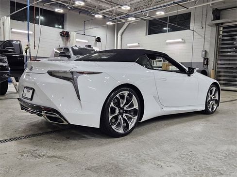 Used 2023 Lexus LC 500 Convertible image 8