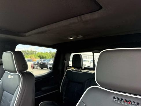 New 2026 GMC Sierra 1500 AT4X AWD/4WD image 17