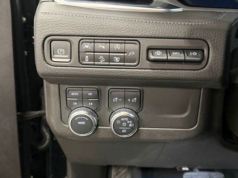 Used 2022 GMC Yukon Denali image 17