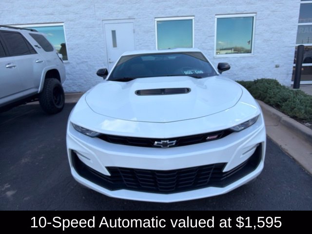 Used 2020 Chevrolet Camaro SS RWD image 3