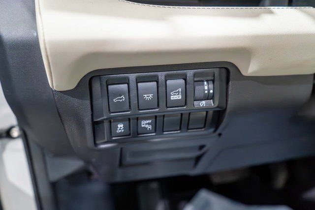 Used 2020 Subaru Ascent Limited w/ Technology Package AWD/4WD image 22