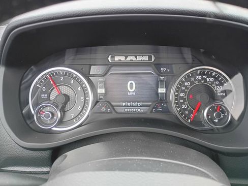 Used 2024 RAM 2500 Big Horn w/ Safety Group AWD/4WD image 13
