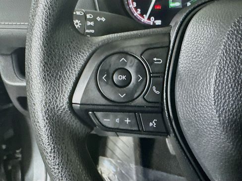Certified 2025 Toyota RAV4 XLE w/ Convenience Package FWD image 16